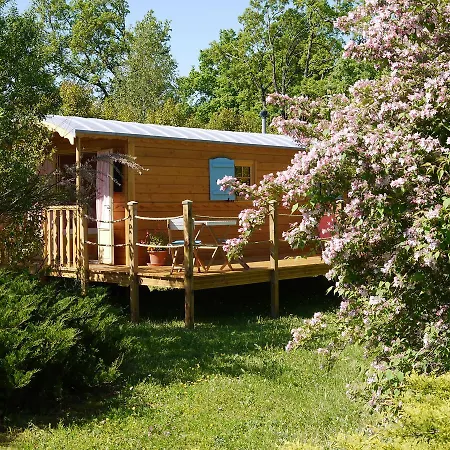 Coutillard Parisot  Exterior photo